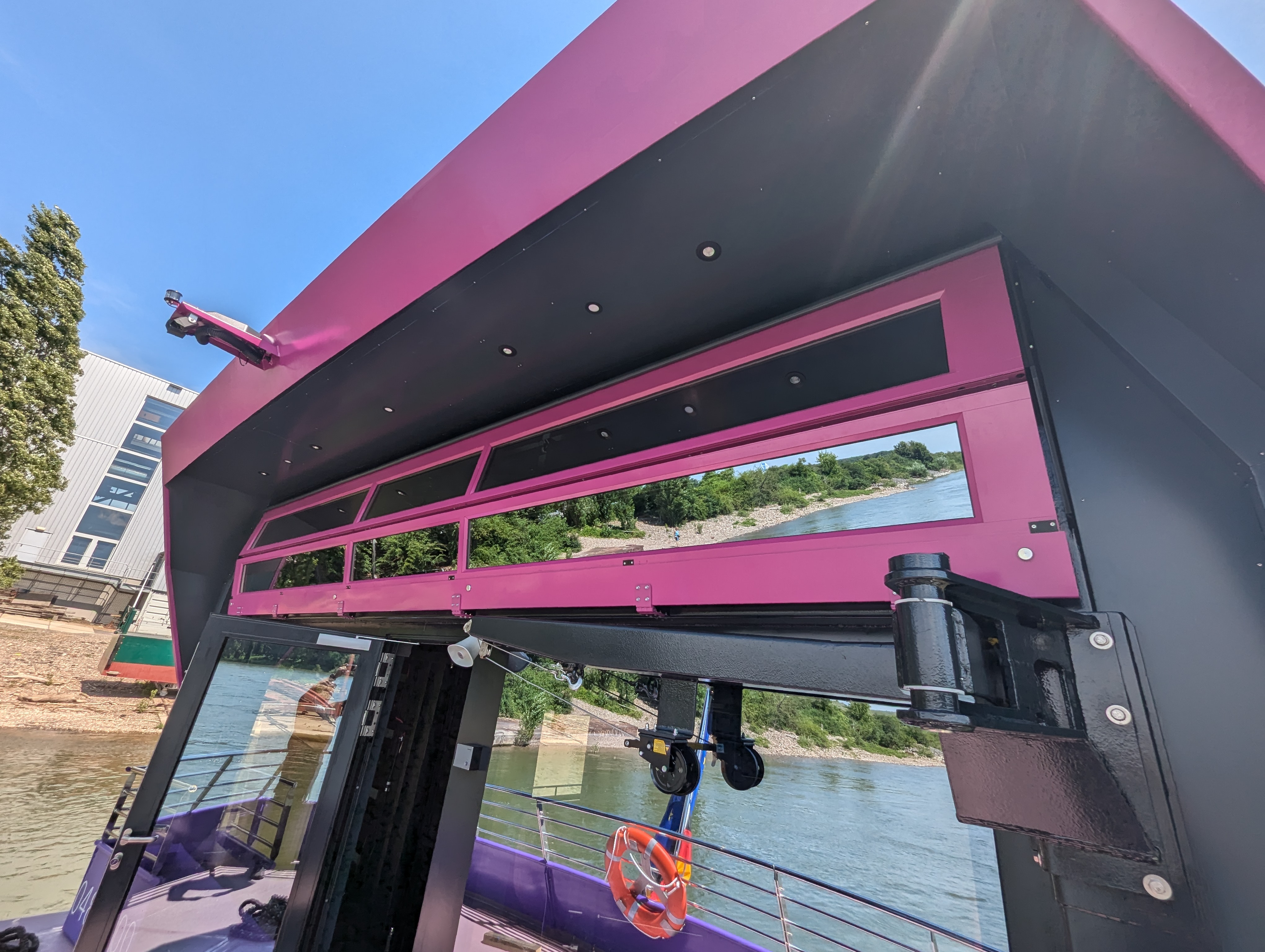 Event Schiff The Pioneer Two